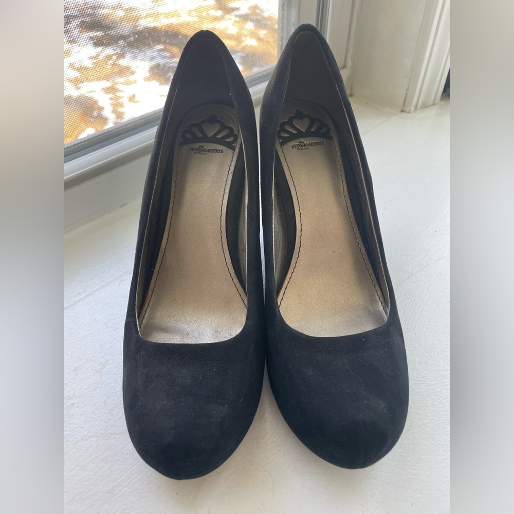 Fergalicious by Fergie black wedges